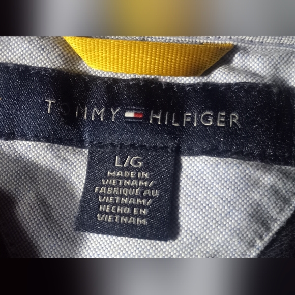 Tommy hilfiger button up t-shirt - Picture 2 of 2